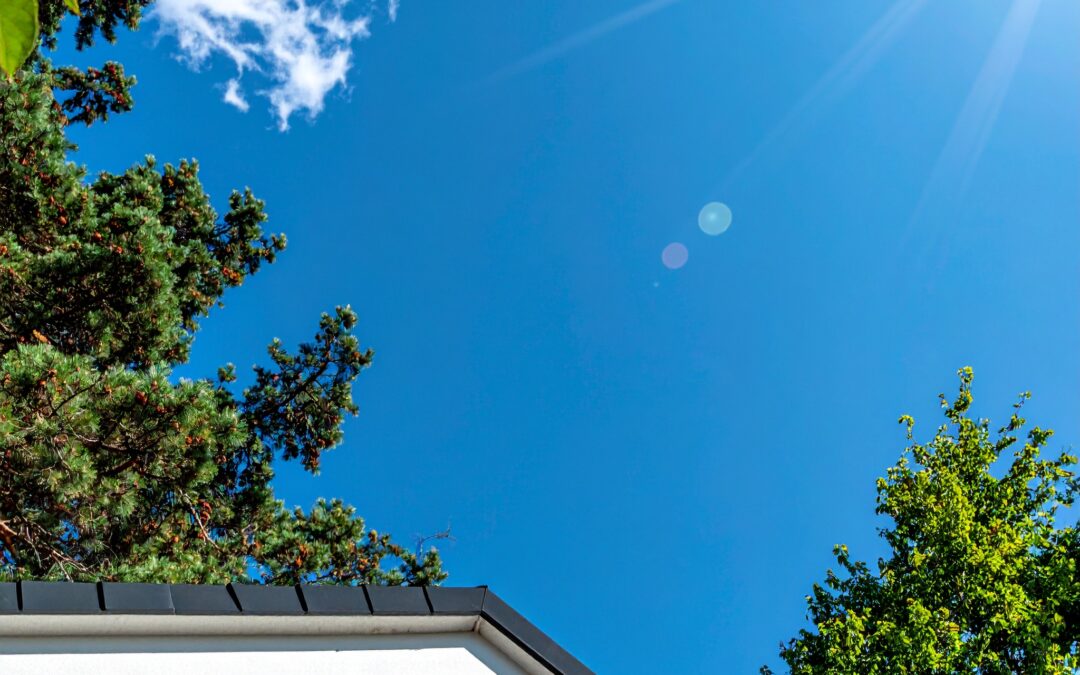 遮熱塗料で一番効果の高いのは何色？